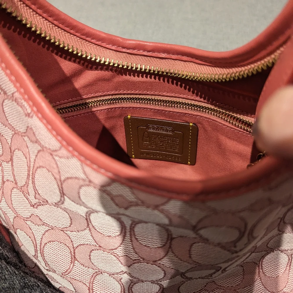 Coach Ergo Shoulder Bag - Picture 2 of 6